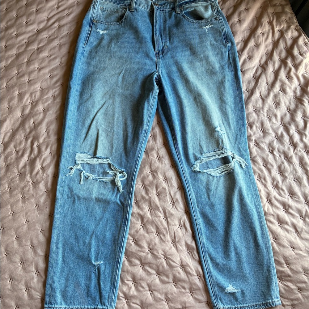 American Eagle Outfitters Women's Distressed Blue Jeans